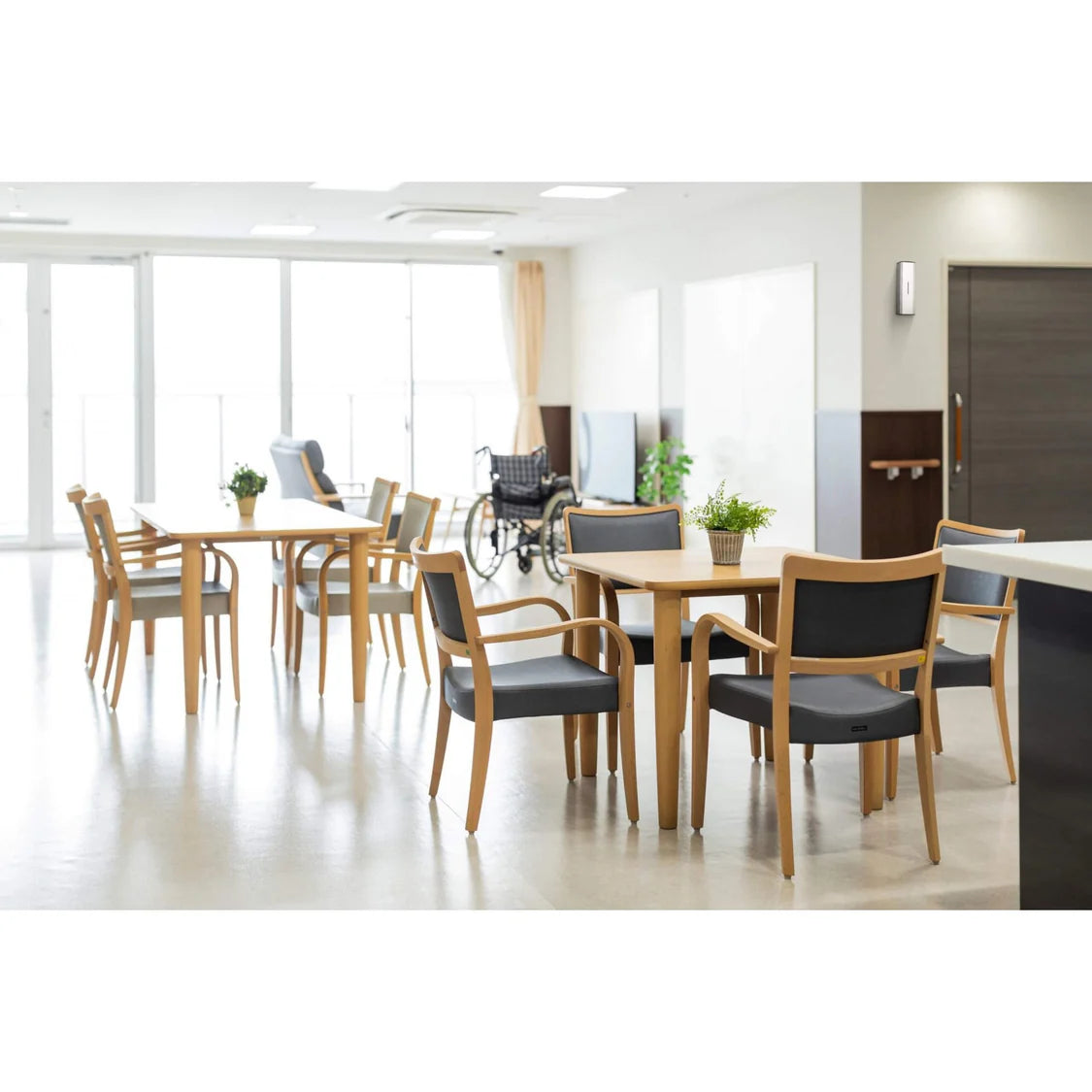 Dryflow® Any Room PLUS Air & Surface Steriliser for rooms up to 40m2
